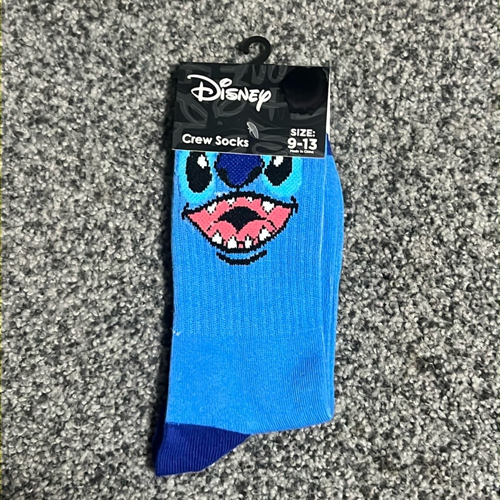 🌸4/$20🌸STITCH SOCKS NWT - Picture 2 of 5